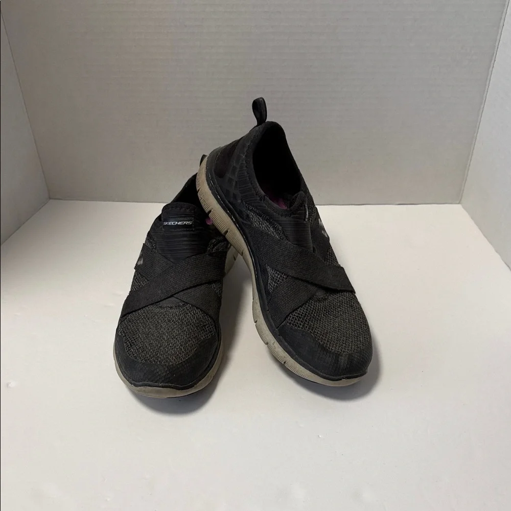Skechers Texture Air-Cooled Memory Foam Women's Gray Athletic Slip-Ons GUC 8 1/2